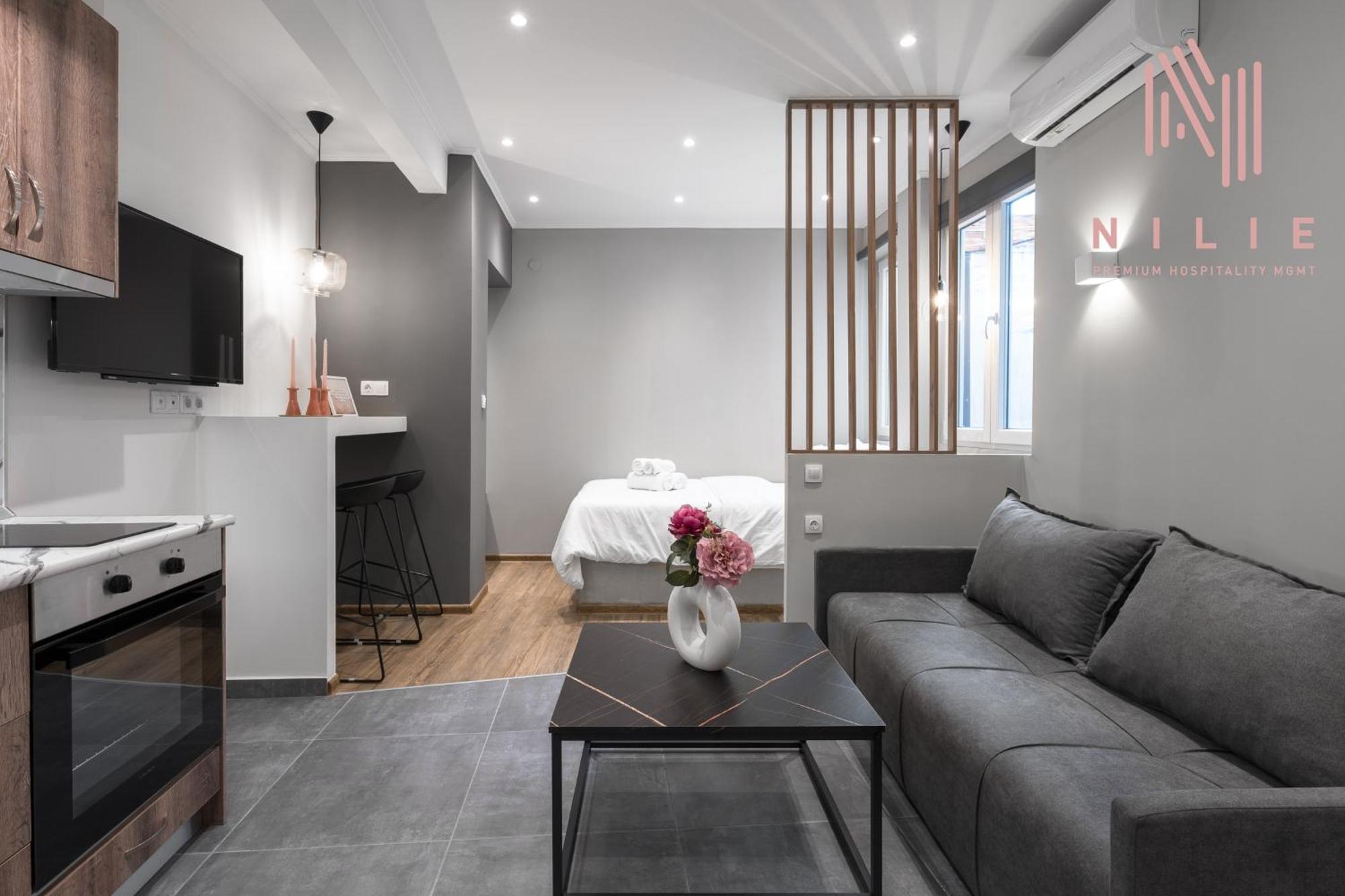 V1 Penthouse, Nilie Hospitality Mgmt Apartment เทสซาโลนิกิ ภายนอก รูปภาพ