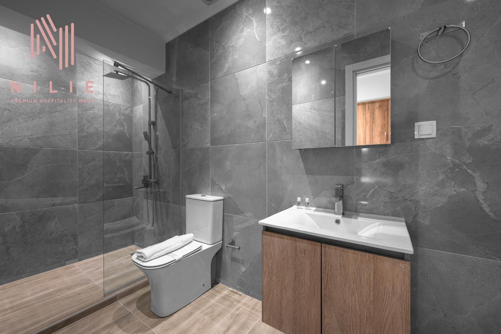 V1 Penthouse, Nilie Hospitality Mgmt Apartment เทสซาโลนิกิ ภายนอก รูปภาพ
